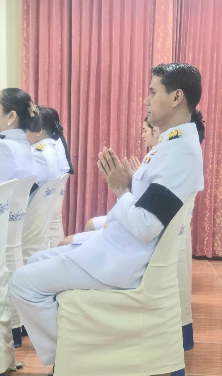 title - ส.ป.ก.กระบี่ ร่วมพิธีบำเพ็ญกุศลปัญญาสมวาร (50 วัน) แห่งการสวรรคต ถวายเป็นพระราชกุศลสมเด็จพระนางเจ้าสิริกิติ์ พระบรมราชินีนาถ พระบรมราชชนนีพันปีหลวง